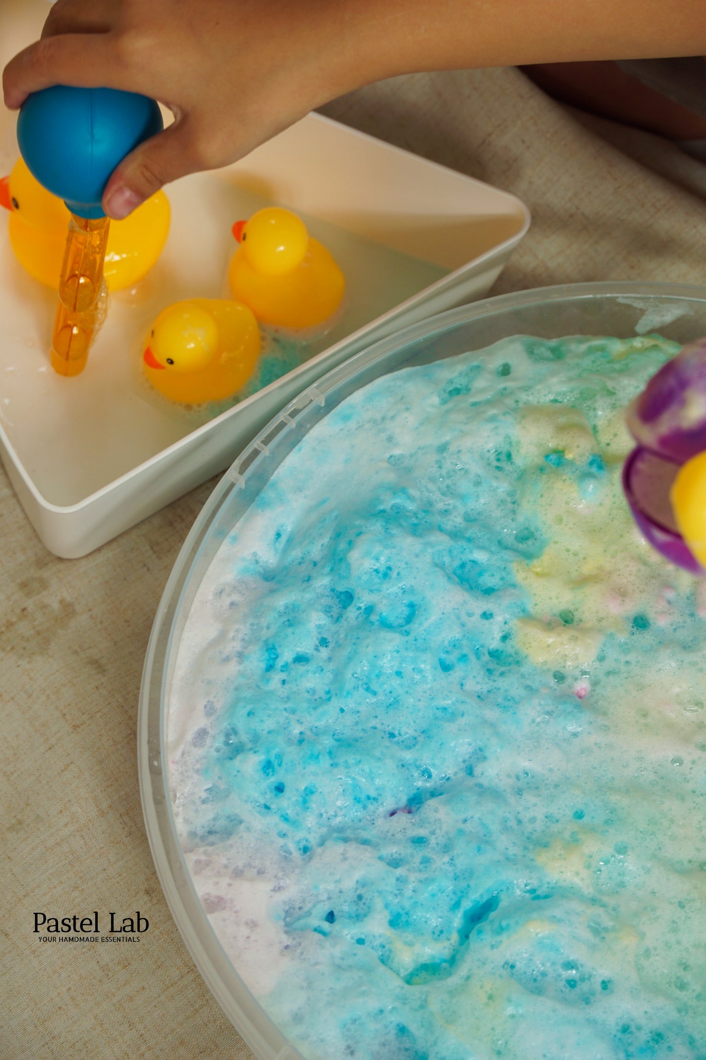 彩虹碳酸浴粉玩樂套裝 Rainbow Bath Fizz Fun Set